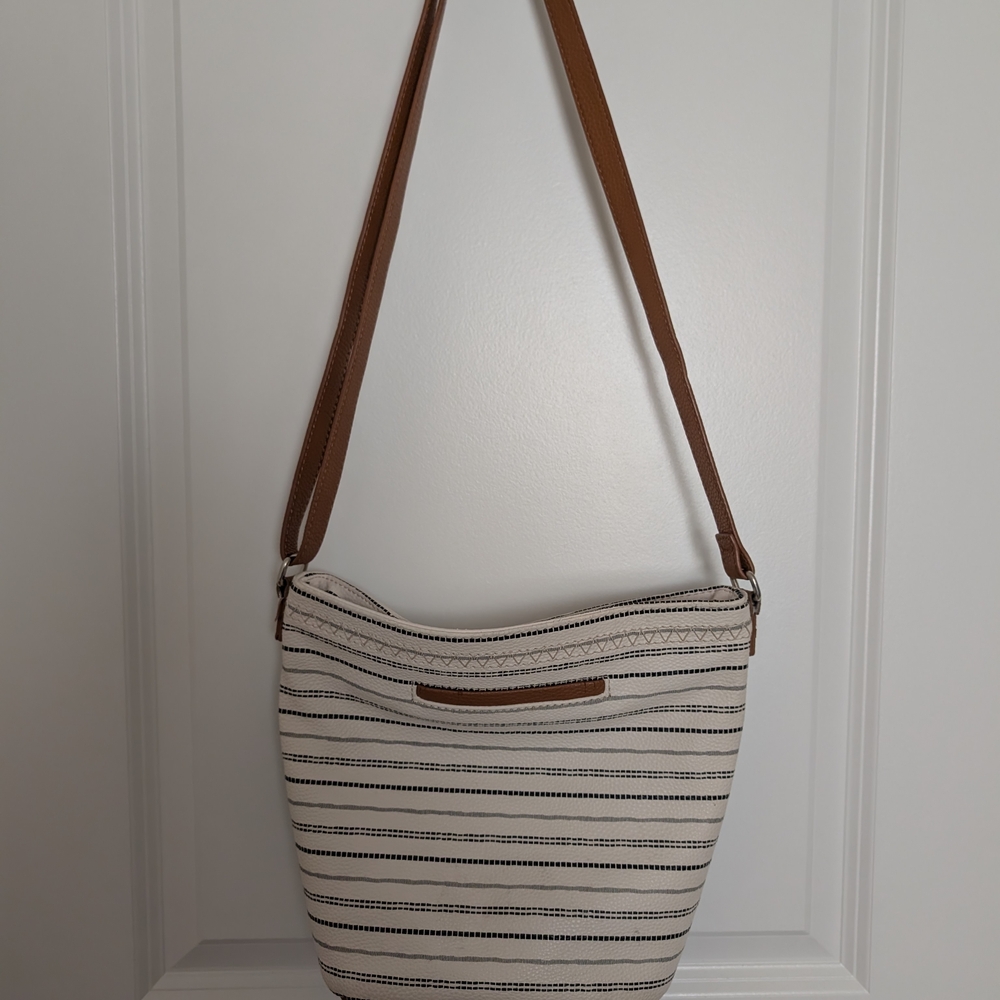 Jewel By Thirty One Purse